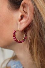 Carica l'immagine nel visualizzatore di Gallery, Bubble Loren - Cerchi realizzati a mano in argento e pietre naturali in occhio di tigre fucsia - Collezione Bubble