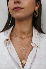 Carica l'immagine nel visualizzatore di Gallery, Charm Cuore Glamour - Pendente con occhio portafortuna waterproof - Collezione Charm