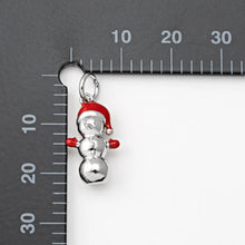 Carica l'immagine nel visualizzatore di Gallery, Charm Omino di Neve Argento - Pendente per collana in ottone di alta qualità - Collezione Charm