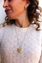 Carica l'immagine nel visualizzatore di Gallery, Charm Scrigno Cuore - Charm in ottone di alta qualità - Collezione Charm