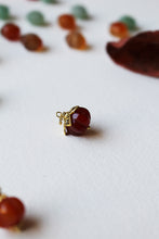 Carica l'immagine nel visualizzatore di Gallery, Charm Zucca Arancione - In pietra naturale agata arancio cannella - Collezione Charm