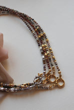 Carica l'immagine nel visualizzatore di Gallery, Collana Abu Dhabi Kunzite - Girocollo realizzato a mano in pietra kunzite - Collezione Abu Dhabi