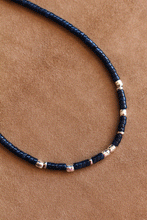 Carica l'immagine nel visualizzatore di Gallery, Collana Anima dell'Egeo - Realizzata a mano in giada zaffiro e occhio greco - Collezione World Tour