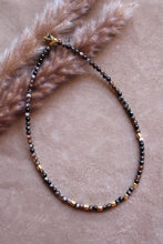 Carica l'immagine nel visualizzatore di Gallery, Collana Bubble Coffee - Girocollo in agata e argento placcato oro - Collezione Bubble