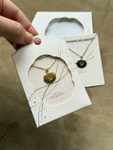 Carica l'immagine nel visualizzatore di Gallery, Collana Cucciolo – Girocollo con ciondolo musetto animaletto in acciaio waterproof - collezione Bohm