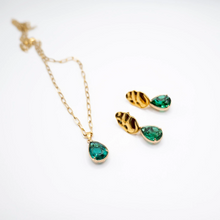 Carica l'immagine nel visualizzatore di Gallery, Collana Drop Smeraldo - Con goccia color verde smeraldo in acciaio inossidabile - Collezione Party