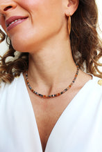 Carica l'immagine nel visualizzatore di Gallery, Collana Elisir - Girocollo in diaspro marrone, agata e argento - Collezione Signorina