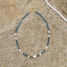 Carica l'immagine nel visualizzatore di Gallery, Collana Marella - In Apatite, Madreperla, Conchiglia e Argento - Collezione Under The Sea