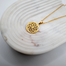 Carica l'immagine nel visualizzatore di Gallery, Collana Medaglione - In acciaio inossidabile - Collezione Party