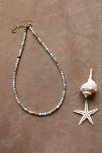 Carica l'immagine nel visualizzatore di Gallery, Collana Spirito Selvaggio - Realizzata a mano in amazzonite e diaspro imperiale - Collezione World Tour