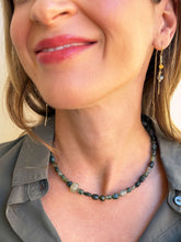 Carica l'immagine nel visualizzatore di Gallery, Collana Selva di Vetro - In agata Muschiata e zucca avventurina - Luna e Muschio - Collezione World Tour