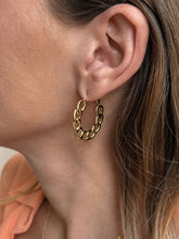 Carica l'immagine nel visualizzatore di Gallery, Orecchini Bressanone - Cerchi in acciaio inossidabile waterproof - Foglie D'Ambra - Collezione World Tour