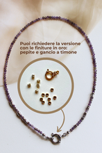 Carica l'immagine nel visualizzatore di Gallery, Collana Abu Dhabi Ametista - Girocollo realizzato a mano - Collezione Abu Dhabi