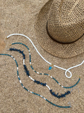 Carica l'immagine nel visualizzatore di Gallery, Collana Marella - In Apatite, Madreperla, Conchiglia e Argento - Collezione Under The Sea
