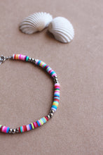 Carica l'immagine nel visualizzatore di Gallery, Cavigliera Heishi Rainbow - Waterproof acciaio e pepite heishi - Collezione Colourful