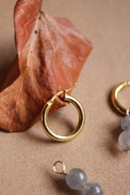 Carica l'immagine nel visualizzatore di Gallery, Cerchi Bold 3 in 1- Coppia di orecchini a cerchio in argento placcato oro e pendenti quarzo- Hoops Mania