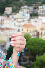 Carica l'immagine nel visualizzatore di Gallery, Collana-Cetara-I-noro-goldfilled-e-giada-ottanio- Collezione-Terra-Mia-kevart