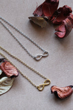 Carica l'immagine nel visualizzatore di Gallery, Collana Infinito - Girocollo in argento con simbolo infinito - Collezione Love me