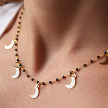 Carica l'immagine nel visualizzatore di Gallery, Charm Luna Nera - In argento 925 placcato oro - Collezione Charm