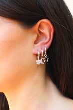 Carica l'immagine nel visualizzatore di Gallery, Mono Orecchino Stella - Cerchietto e ciondolo stella in argento - Collezione Mono Orecchini