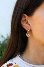 Carica l'immagine nel visualizzatore di Gallery, Mono orecchino Lucky Eye - Cerchietto in argento placcato oro e ciondolo occhio portafortuna - Collezione Mono Orecchini