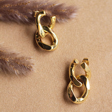 Carica l'immagine nel visualizzatore di Gallery, Orecchini Elettra - Maglia Groumetta in ottone placcato - Collezione Basic