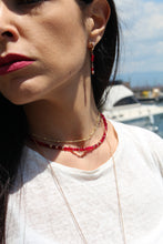 Carica l'immagine nel visualizzatore di Gallery, Collana Ribes - Girocollo in agate porpora e pepite argento placcato oro rosa - Collezione Bubble