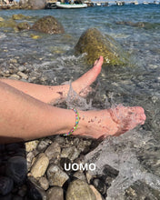 Carica l'immagine nel visualizzatore di Gallery, cavigliera heishi waterproof realizzata mano in perline heishi e acciaio