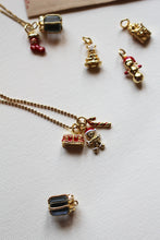 Carica l'immagine nel visualizzatore di Gallery, Charm Bastoncino di Zucchero Oro - Charm in ottone di alta qualità - Collezione Charm
