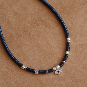 Collana Anima dell'Egeo - Realizzata a mano in giada zaffiro e occhio greco - Collezione World Tour