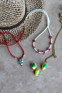 Collana Ficu D'India - Realizzata a mano in corallo bamboo rosso e ceramica siciliana - Collezione World Tour
