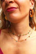 Carica l'immagine nel visualizzatore di Gallery, Collana Fiorellini - Con fiorellini smaltati colorati  - Waterproof - Collezione Under The Sea
