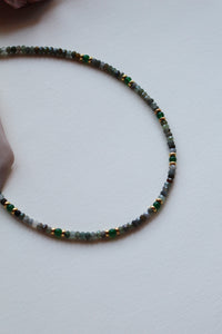 Collana Smeraldite - Girocollo in agata muschiata, giada e argento - Collezione Signorina