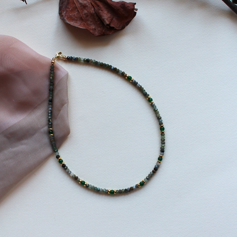 Collana Smeraldite - Girocollo in agata muschiata, giada e argento - Collezione Signorina