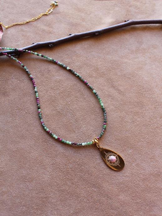 Collana Crepuscolo Baltico - In rubizoisite e pendente removibile- Luna e Muschio - Collezione World Tour