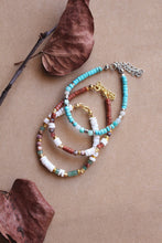 Carica l&#39;immagine nel visualizzatore di Gallery, Bracciale Chicago - Aulite magnesite e Amazzonite  - Collezione World Tour
