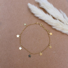 Carica l&#39;immagine nel visualizzatore di Gallery, Cavigliera I&#39;m a Star - Realizzata a mano in argento placcato oro - Collezione Signorina
