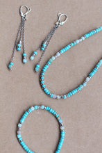Carica l&#39;immagine nel visualizzatore di Gallery, Orecchini Chicago - Argento, aulite magnesite e amazzonite - Collezione World Tour
